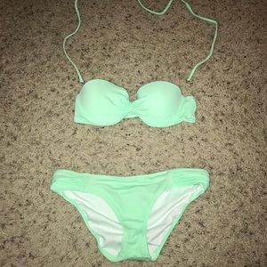 Victoria’s Secret bikini